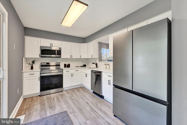 711 MEDINAH CIR, Westminster, MD 21158