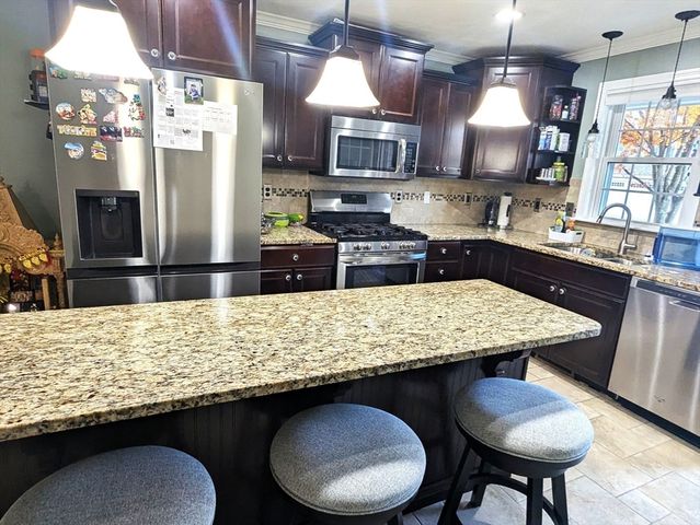 1284 County St 24, Attleboro, MA 02703