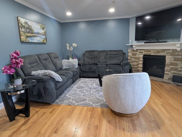 1284 County St 24, Attleboro, MA 02703