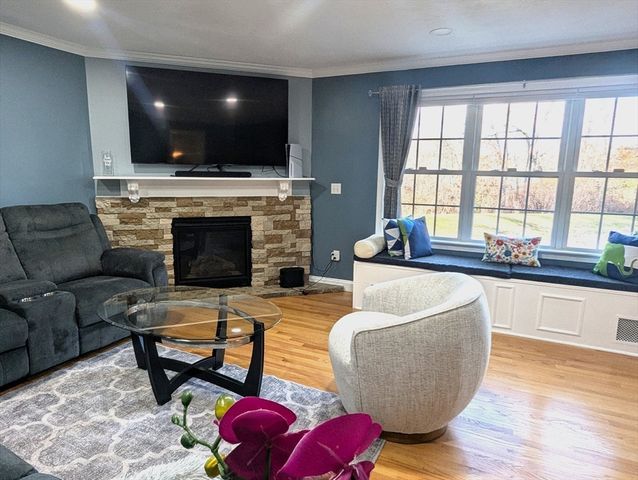 1284 County St 24, Attleboro, MA 02703