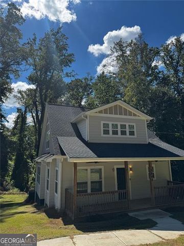 3898 KING ARTHUR Road SW, Atlanta, GA 30331