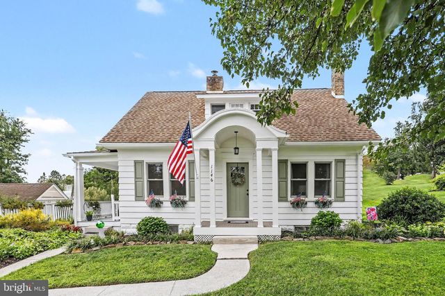 1146 ROTH CHURCH RD, Spring Grove, PA 17362