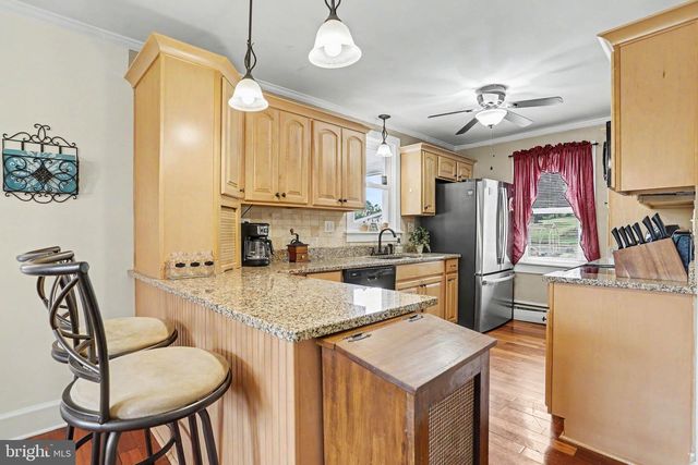 1146 ROTH CHURCH RD, Spring Grove, PA 17362