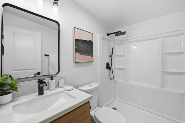 1211 9th St, Imperial Beach, CA 91932