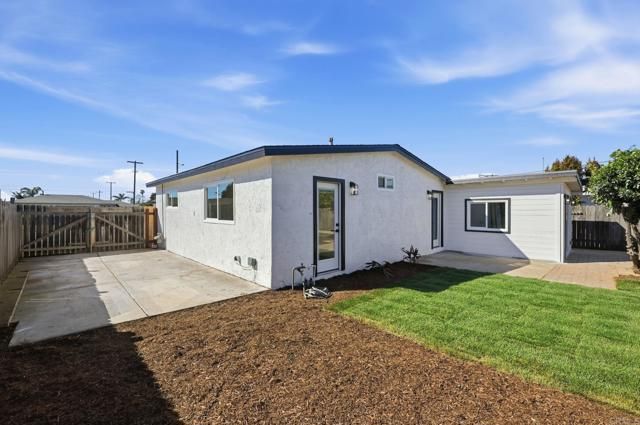 1211 9th St, Imperial Beach, CA 91932