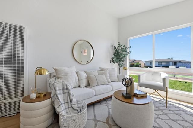 1211 9th St, Imperial Beach, CA 91932