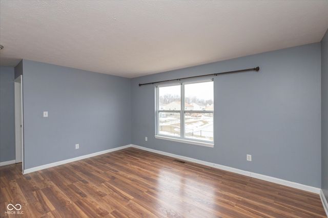 254 Halldale Drive, Whiteland, IN 46184