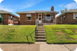 6916 Hampton Avenue, St Louis, MO 63109
