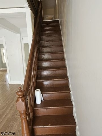 81 Westfield Ave, Elizabeth City, NJ 07208