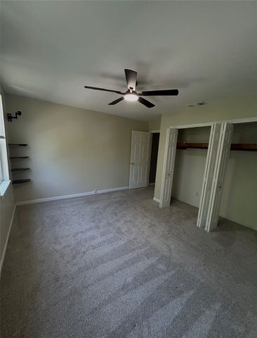 14 Yale Ave, West View, PA 15229