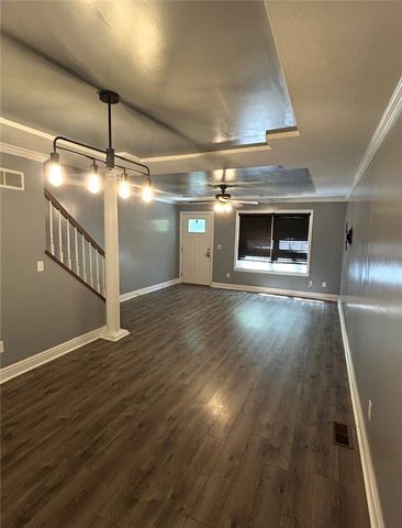 14 Yale Ave, West View, PA 15229