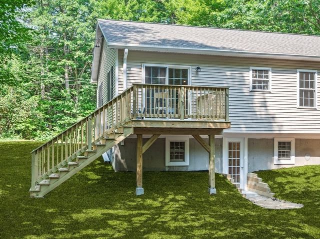 87 Murray Rd, Ashburnham, MA 01430