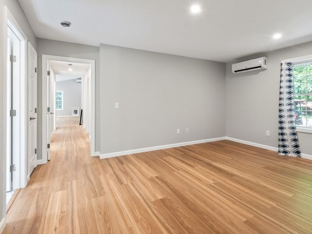 87 Murray Rd, Ashburnham, MA 01430
