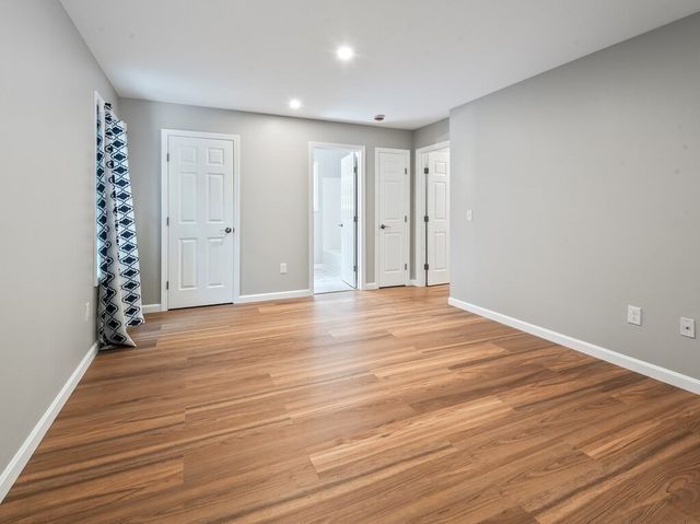 87 Murray Rd, Ashburnham, MA 01430