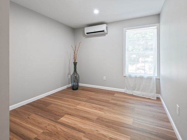 87 Murray Rd, Ashburnham, MA 01430
