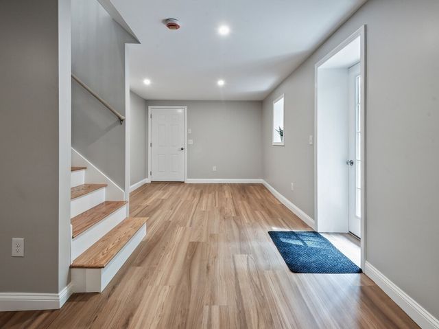 87 Murray Rd, Ashburnham, MA 01430