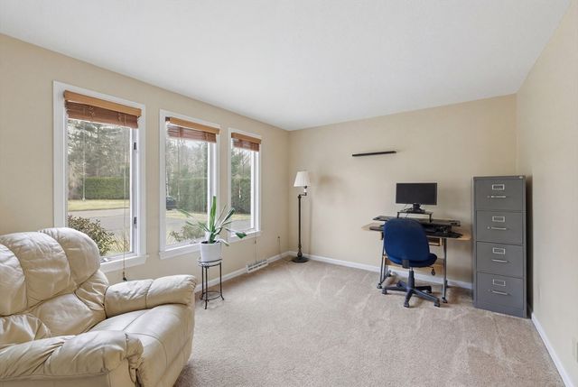 237 Millbrook Dr, East Longmeadow, MA 01028