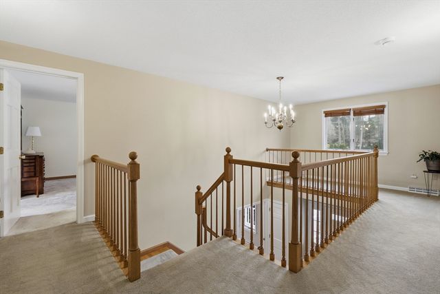 237 Millbrook Dr, East Longmeadow, MA 01028