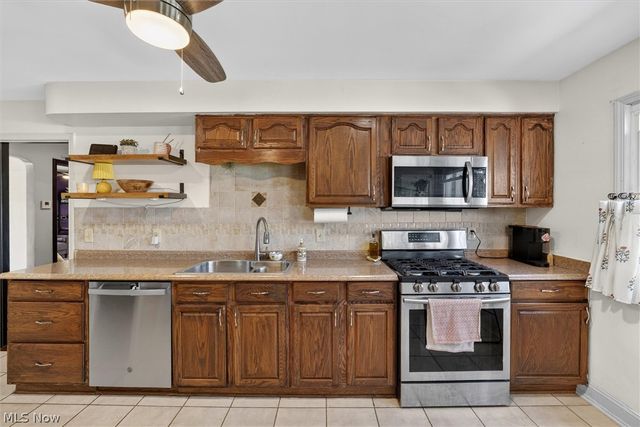 13795 Shawnee Trail, Middleburg Heights, OH 44130