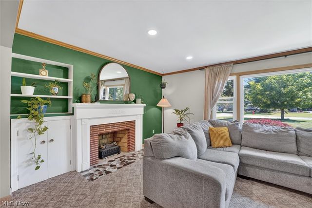13795 Shawnee Trail, Middleburg Heights, OH 44130