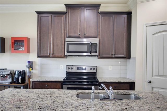 2978 Woodward Down Trail, Buford, GA 30519
