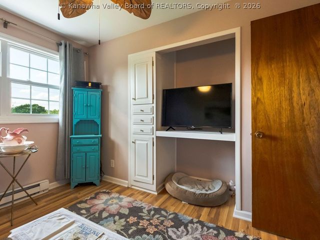 2010 Cameron Lane, Sissonville, WV 25320