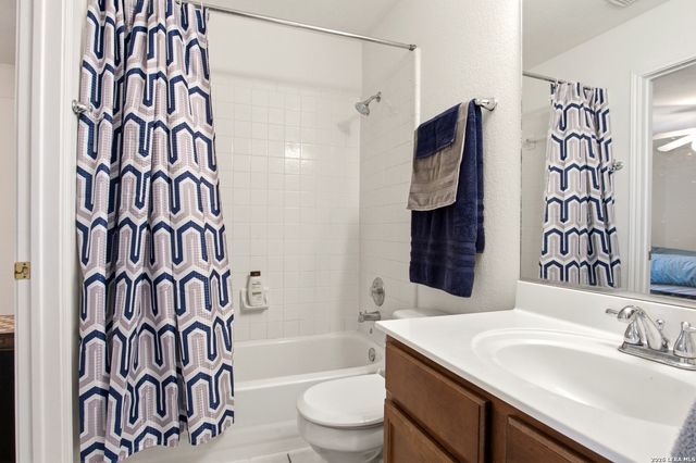 11107 Sadler Grv, San Antonio, TX 78249