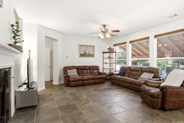 11107 Sadler Grv, San Antonio, TX 78249