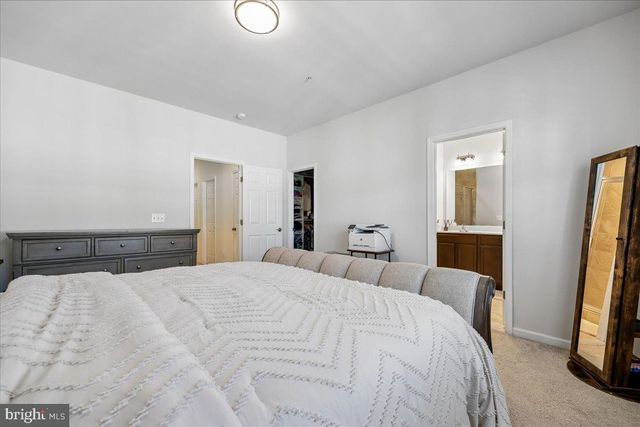 14311 SUMMIT VIEW LN, Rockville, MD 20850