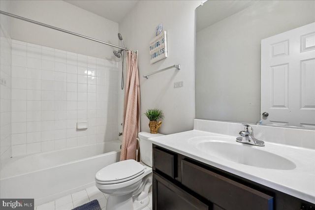 14311 SUMMIT VIEW LN, Rockville, MD 20850