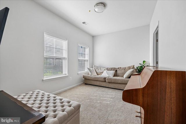 14311 SUMMIT VIEW LN, Rockville, MD 20850
