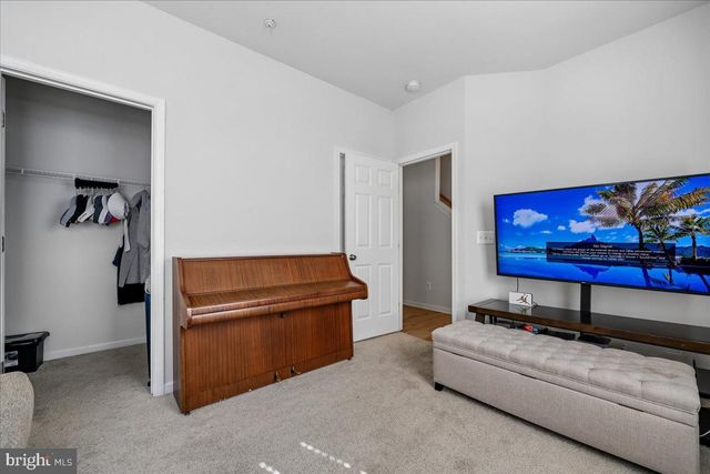 14311 SUMMIT VIEW LN, Rockville, MD 20850