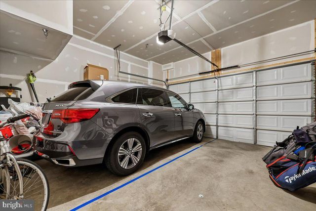 14311 SUMMIT VIEW LN, Rockville, MD 20850