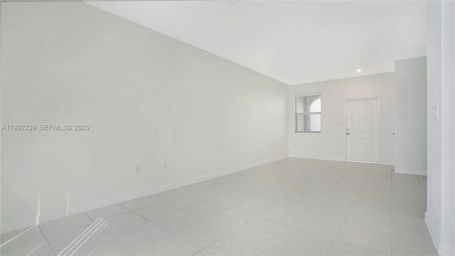 2676 SE 12th St 2676, Homestead, FL 33035