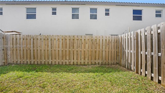 2676 SE 12th St 2676, Homestead, FL 33035