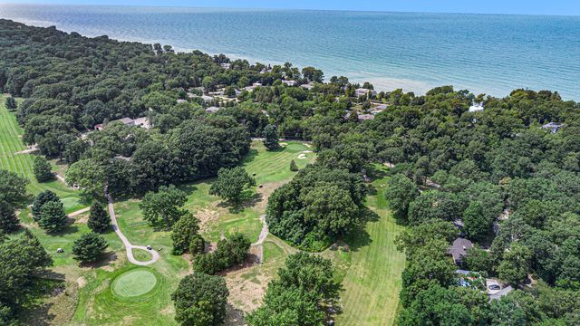49209 Howard Avenue, Grand Beach Vllg, MI 49117