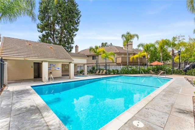 26282 Hanover, Laguna Hills, CA 92653