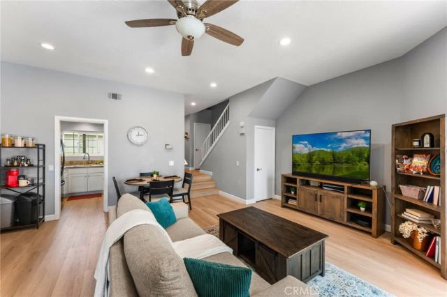 26282 Hanover, Laguna Hills, CA 92653