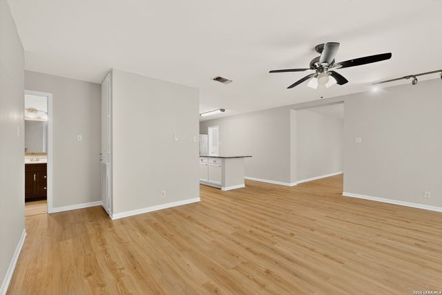 12910 Hunters Moon, San Antonio, TX 78249