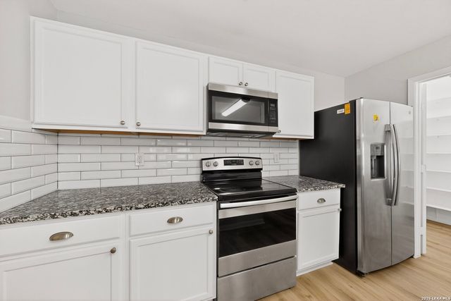 12910 Hunters Moon, San Antonio, TX 78249