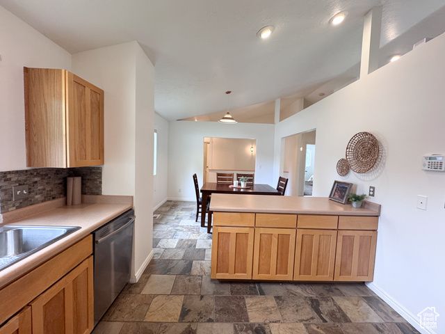 841 E 8600 S, Sandy, UT 84094