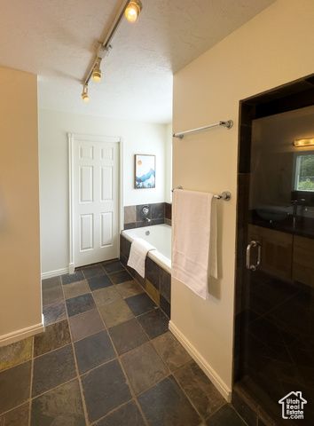 841 E 8600 S, Sandy, UT 84094