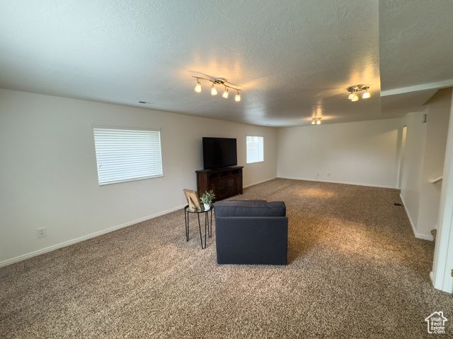 841 E 8600 S, Sandy, UT 84094