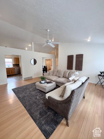 841 E 8600 S, Sandy, UT 84094