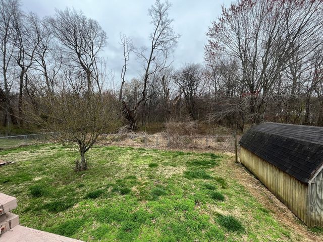 404 Sideline Dr, Oak Grove, KY 42262