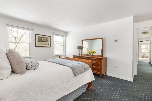 8 Liberty Road, Medway, MA 02053