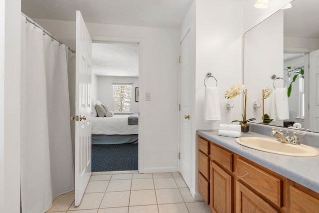 8 Liberty Road, Medway, MA 02053