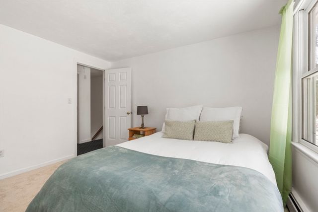 8 Liberty Road, Medway, MA 02053