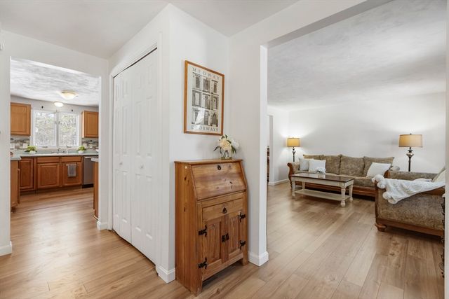 8 Liberty Road, Medway, MA 02053