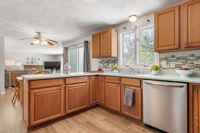 8 Liberty Road, Medway, MA 02053